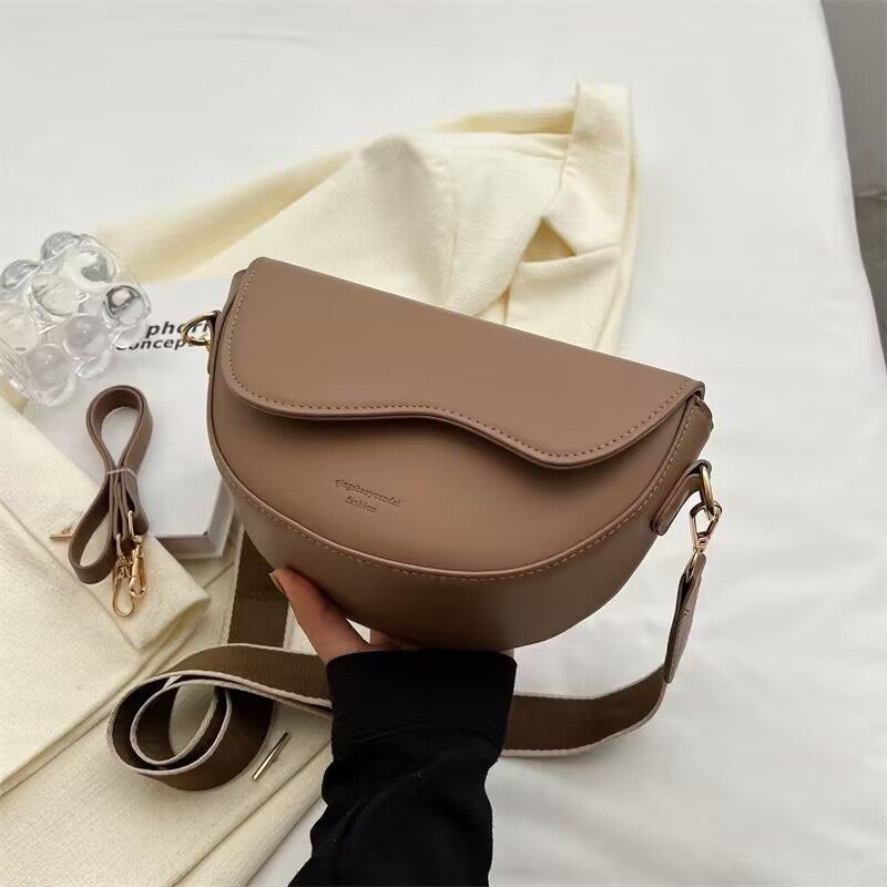 Sac messager à bandoulière rétro tendance pour femme